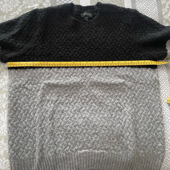 RW&Co Fancy Cable-Snitch Crew-Neck Sweater (Black & Grey) - Picture 4 of 4